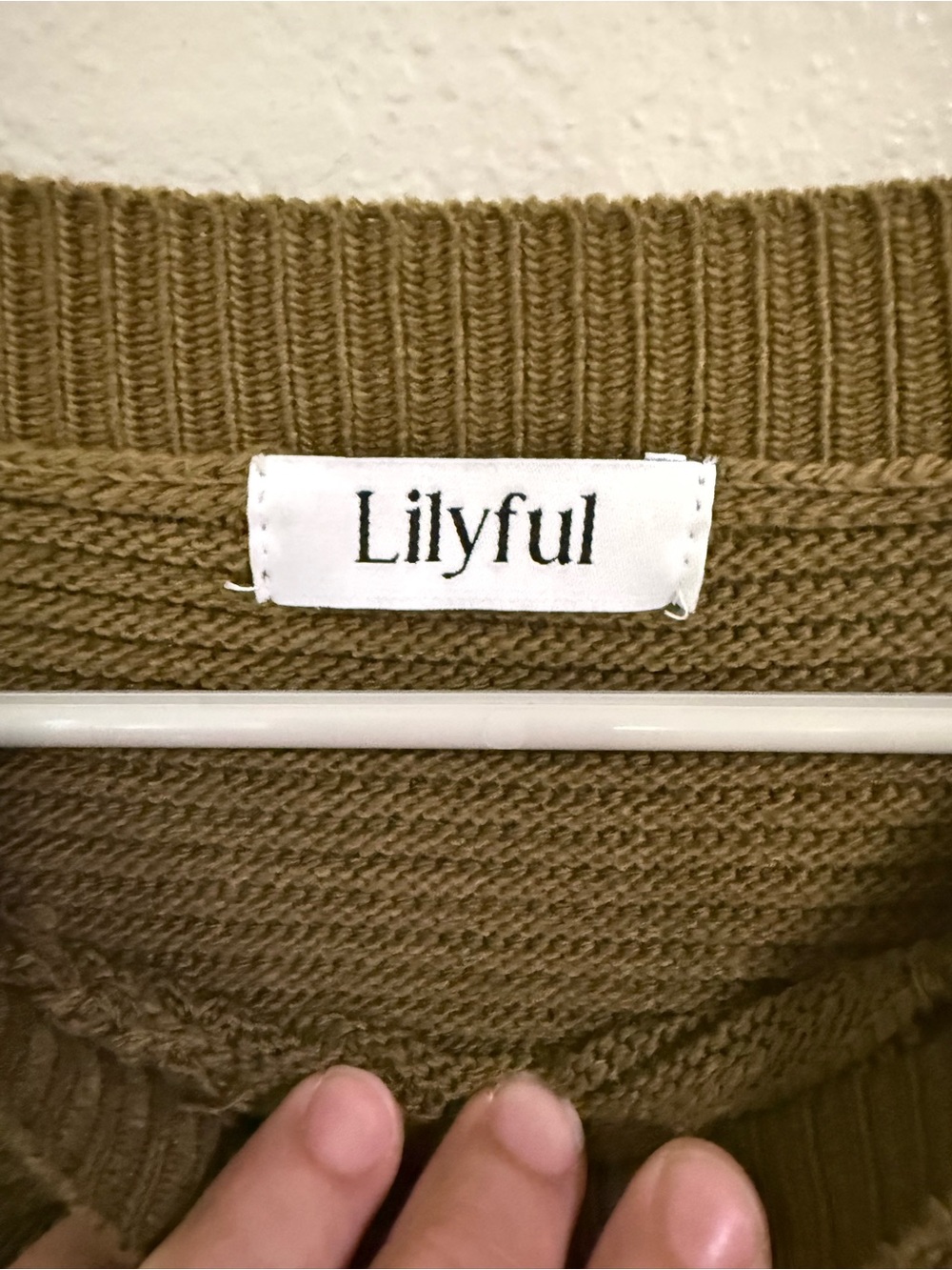 Lilyful Olive Green Cropped Knit Sweater Dolman Sleeve M - Picture 3 of 5